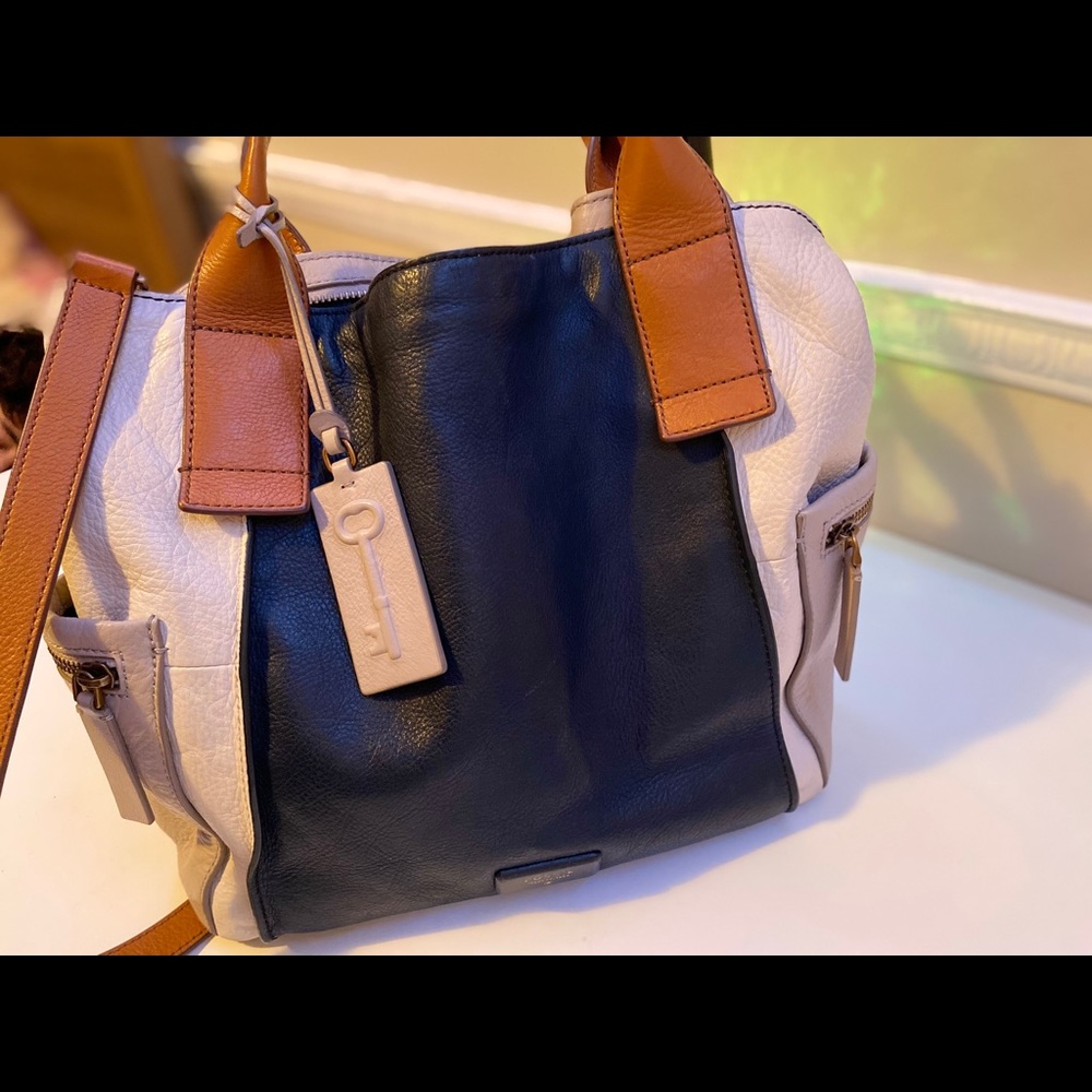 Fossil leather purse